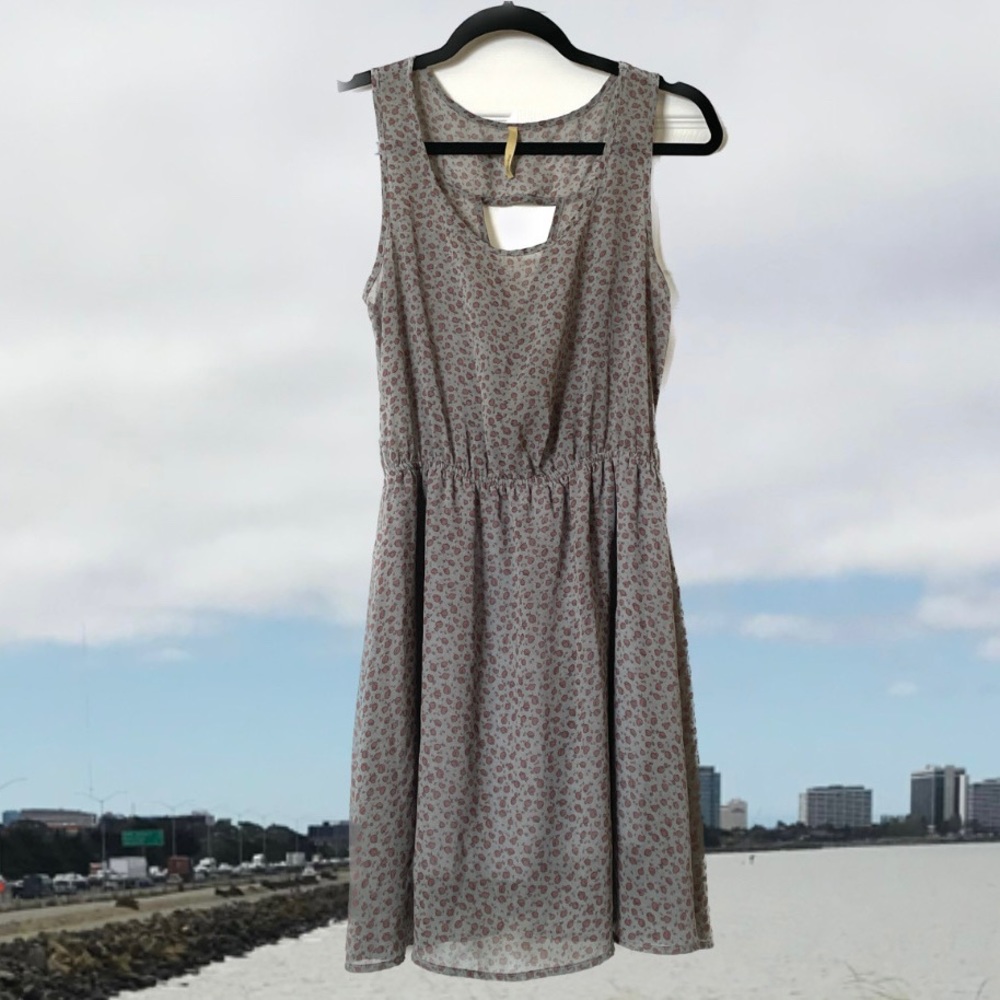 Summer Floral Chiffon Keyhole Open Back Lined Elastic Mini Dress